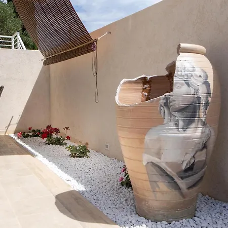 Cozy In With Swimming Pool Apartment Marzamemi