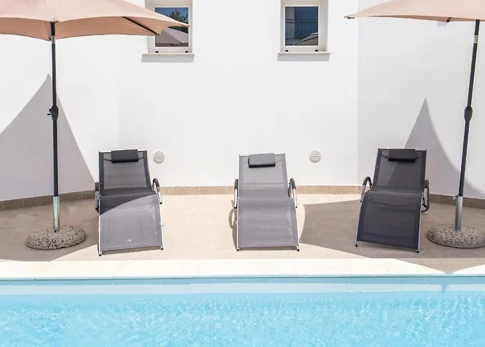 Cozy In With Swimming Pool